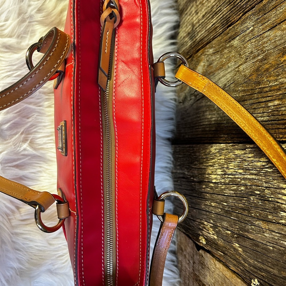 Dooney & Bourke Wexford Small Helena Red BAG - Picture 4 of 16